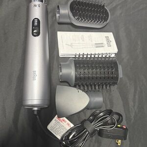 Braun 2-in 1 blow dryer